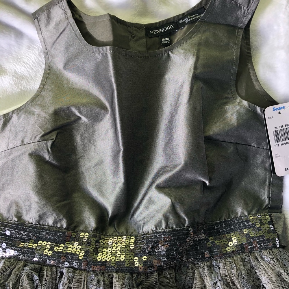 Girls dress